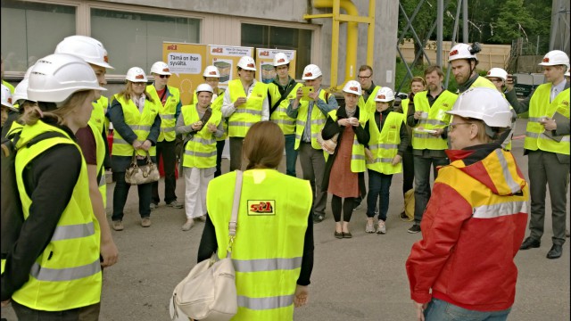 Eduskunnan remonttiryhmän tutustuminen ST1:n Espoossa sijaitsevaan geotermiseen pilottihankkeeseen, jossa lämpö otetaan erittäin syvältä maan sisältä.