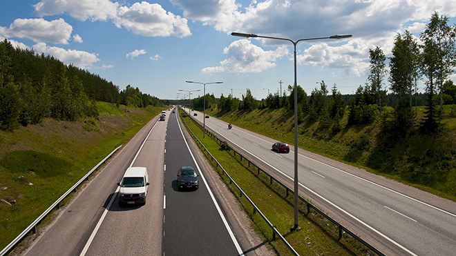 Peter Östman: Flera andra EU länder har beslutat att sänka bränsleskatten - varför inte Finland
