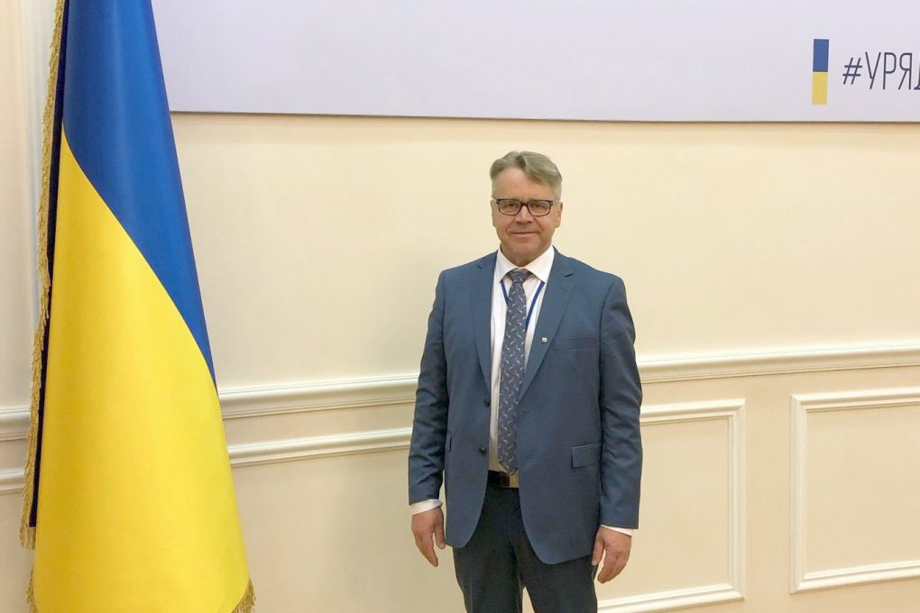 Suomi kantaa vastuunsa Natossa ja seisoo Ukrainan rinnalla, Peter Östman vakuuttaa