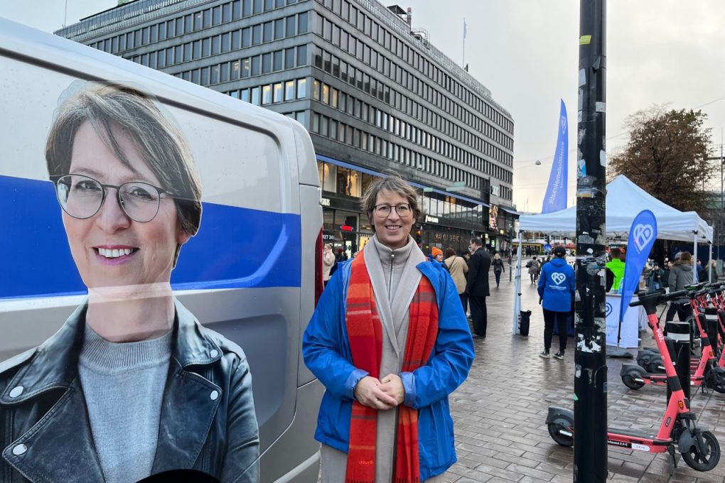 "Miksi meidän pitäisi ostaa hiilinieluja omat metsänsä hävittäneiltä mailta?" - Sari Essayah kritisoi hallitusta ja laskelmia hiilinieluista