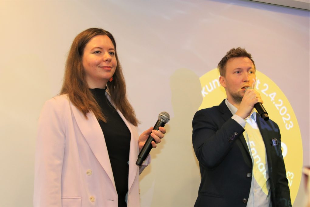 Kompassin kristilllisdemokratiaa käsittelevä kirja julkaistaan – ennakkotilaa nyt!