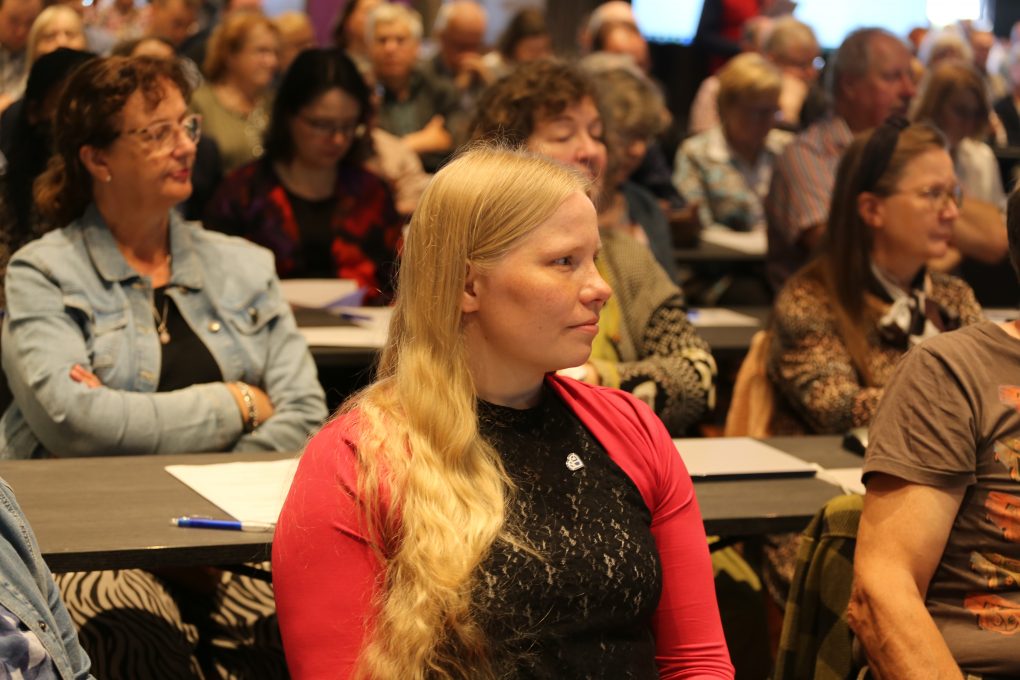 – Haluan olla mukana ideoimassa ja toteuttamassa tulevaisuuden KD:ta koko perheeni voimin, Annukka Ojala sanoo
