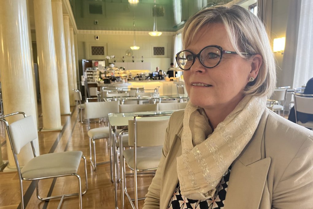 Hamasin strategiana on ollut maailman valtioiden kääntäminen Israelia vastaan, Sari Tanus sanoo