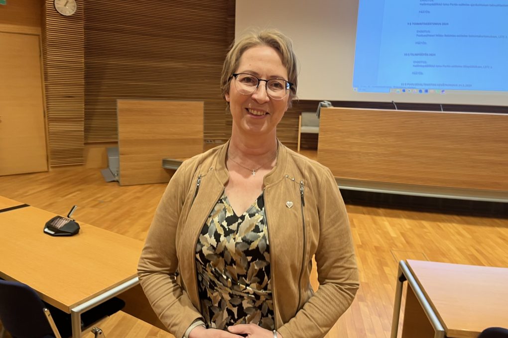 Essayah'n katsaus puoluehallituksessa: "KD:n kädenjälki näkyy erityisesti kasvupaketin perhepolitiikan parannuksissa"